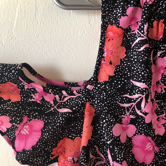 CHARTER CLUB Womens Cold Shoulder Loose Tunic Style Blouse Size Medium - Picture 5 of 12